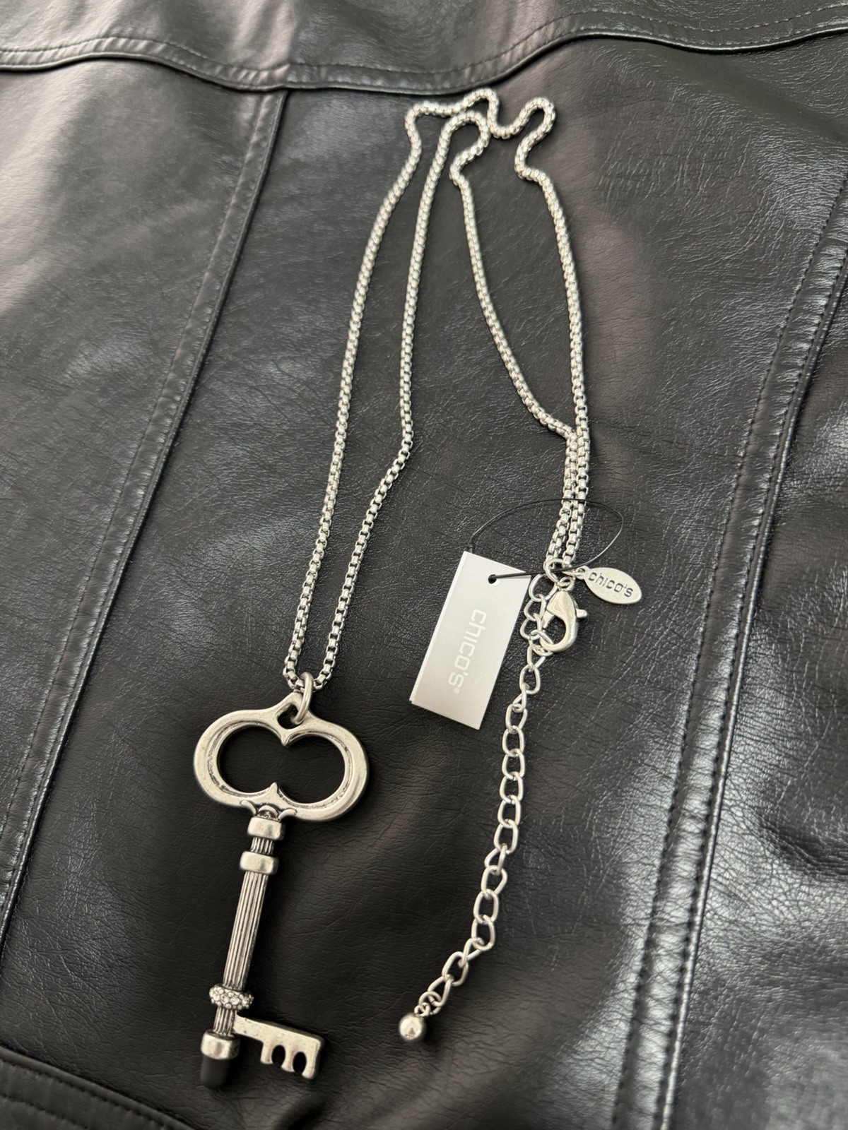 Chico’s Silver Tone Key Pendant Necklace, Box Chain, Adjustable Crystal