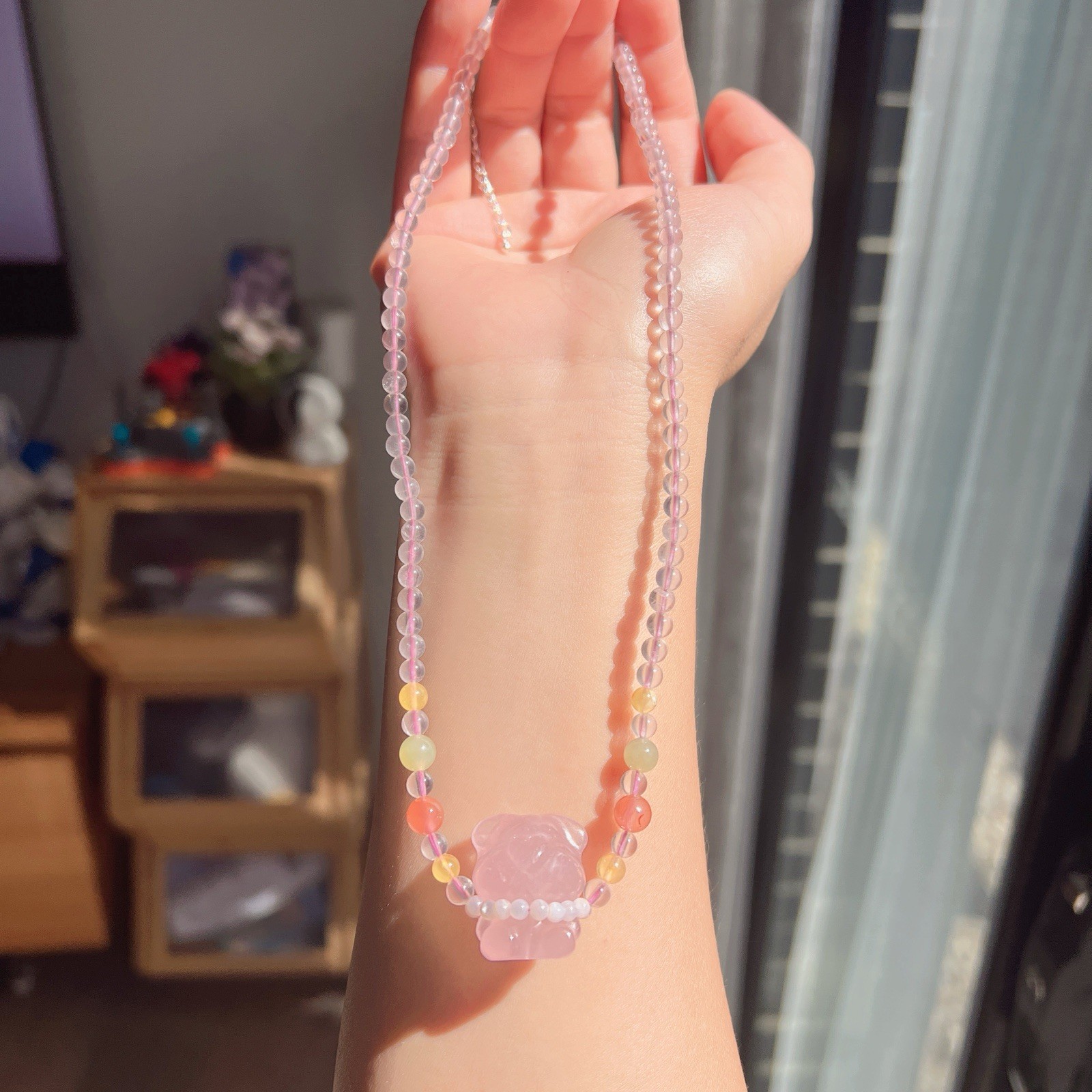 Good Quality Natural Rose Quartz Crystal Beaded Necklace With Bear Pendant