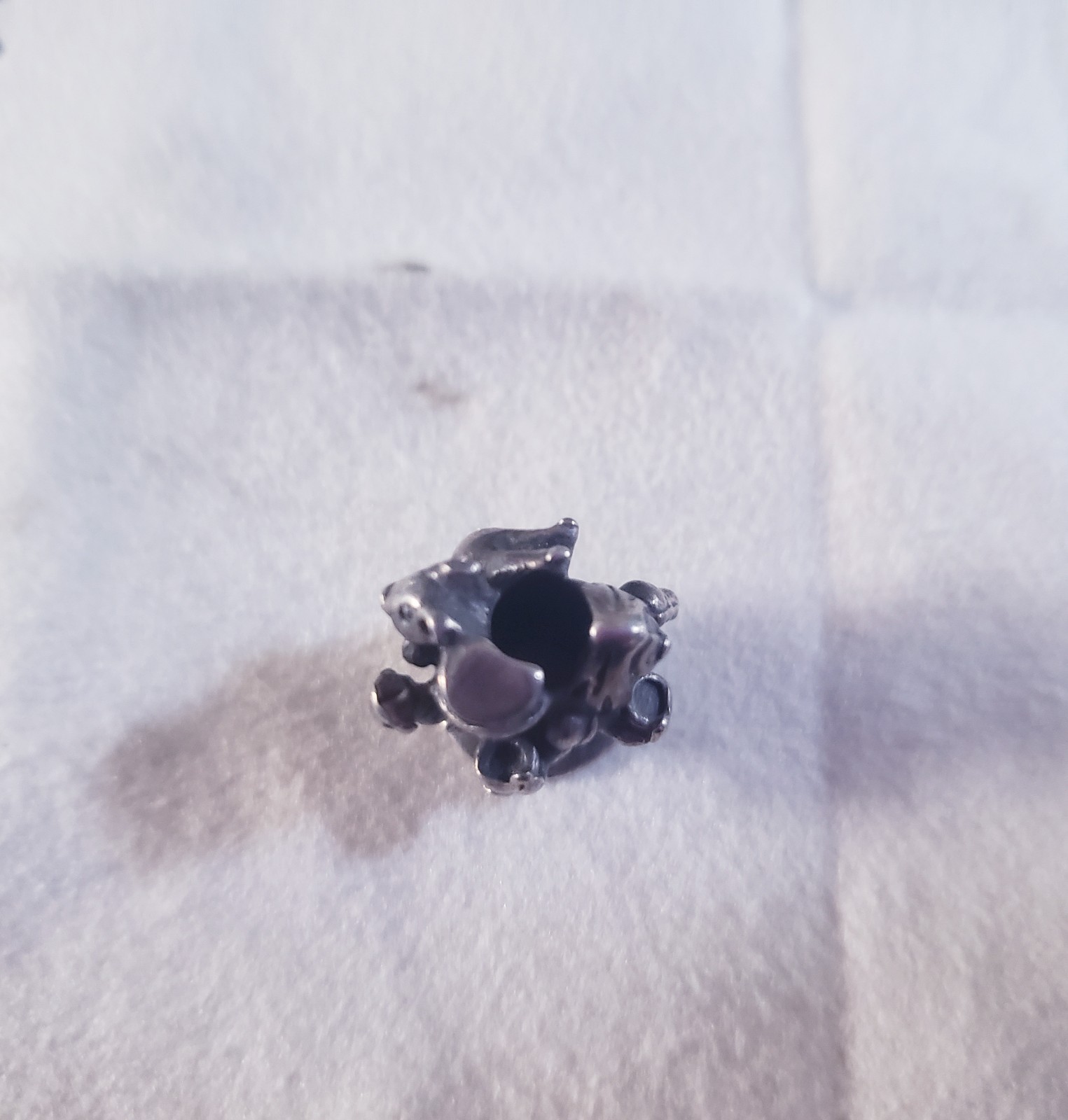 Gently Pre-own Trollbeads HTF World Tour United Kingdom Alice in Wonderland Bead