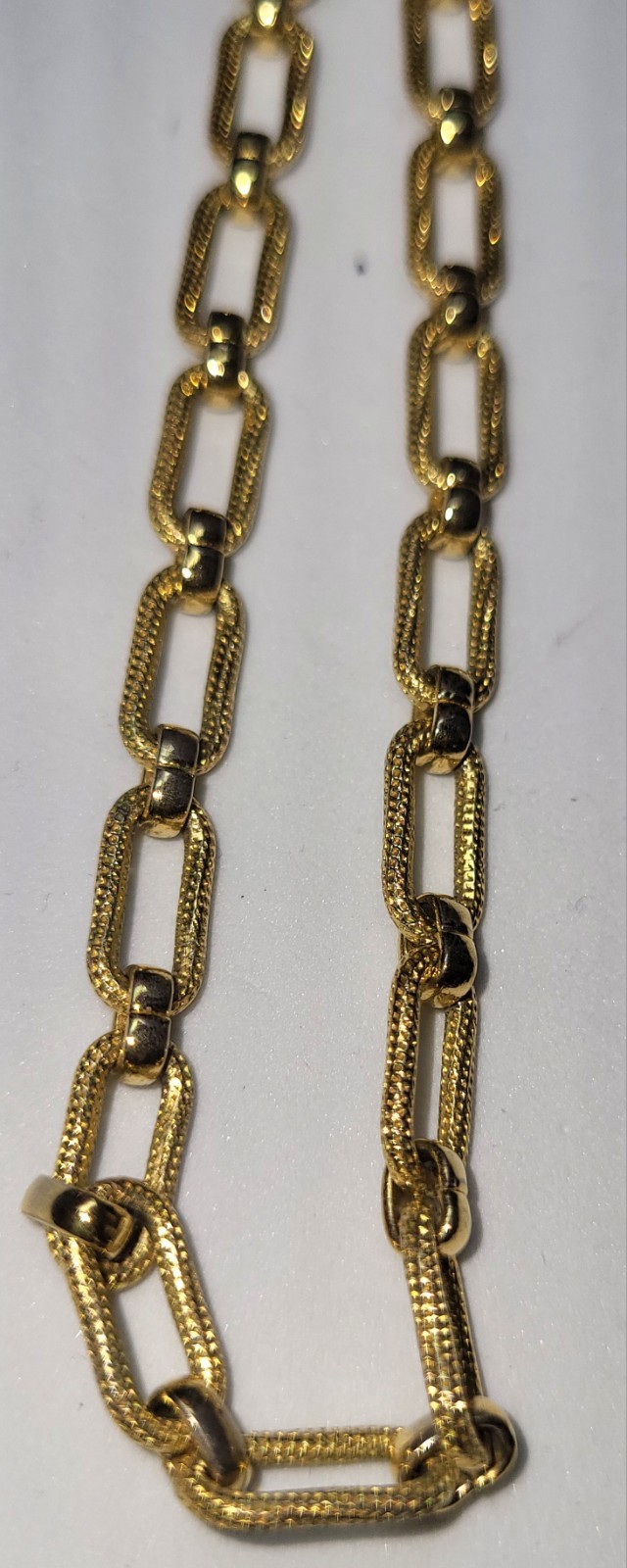 Goldtone Paperclip Chain Necklace 24″ Long Very Good Condition Pre Owned