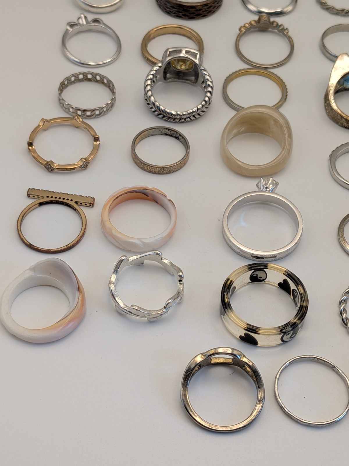 69 Junk/Costume Rings – Various Sizes, Metal, Rhinestones
