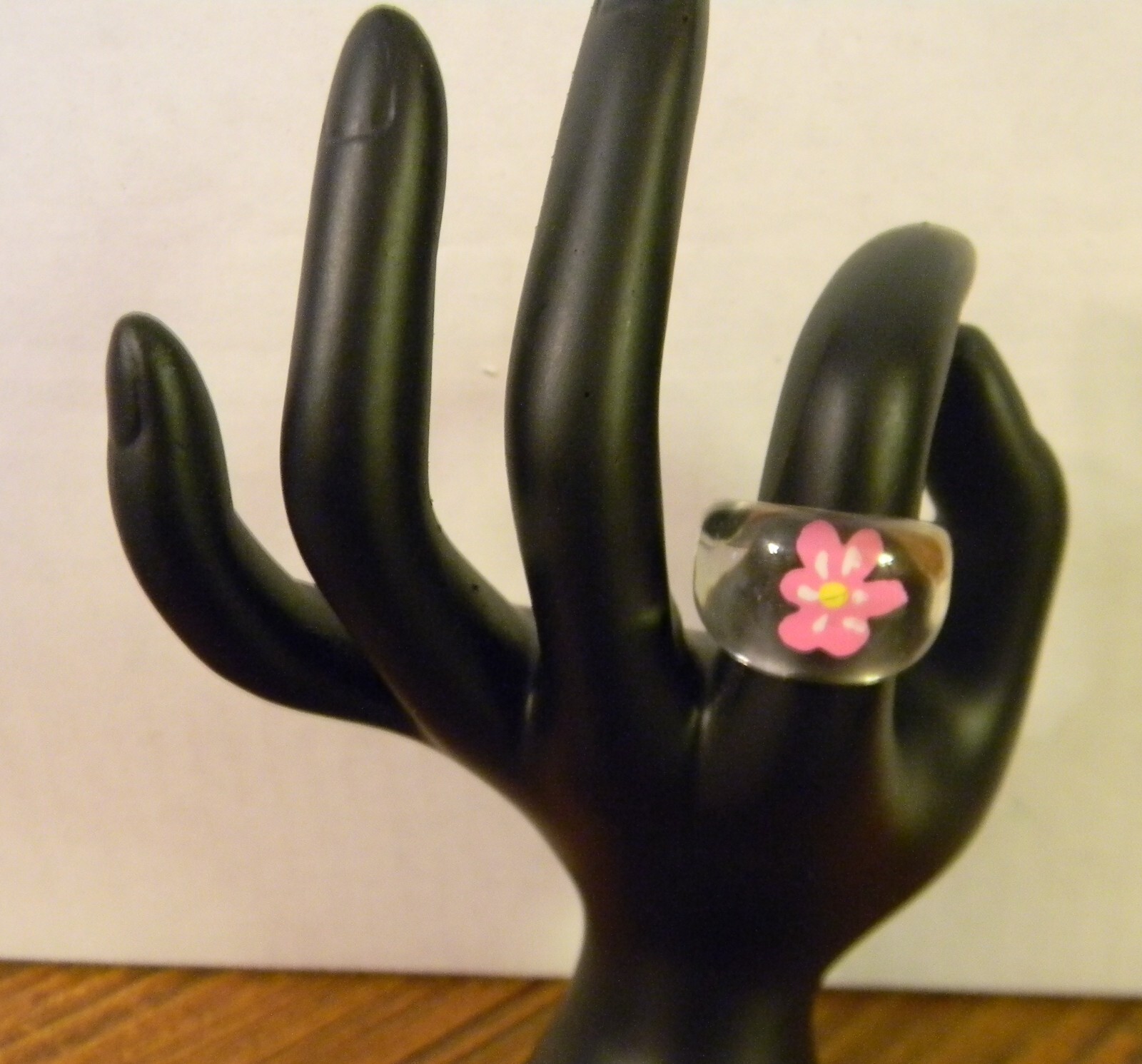 Plastic Resin ~ PINK FLOWER ~ Ring Size 7.5 – #A23 Unmarked