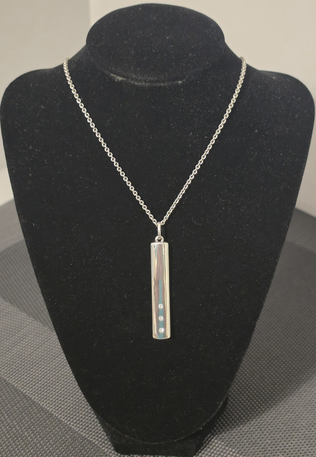 Brighton Contempo Ice Reversible Bar Necklace Scrollwork Crystal Silver Tone 20″