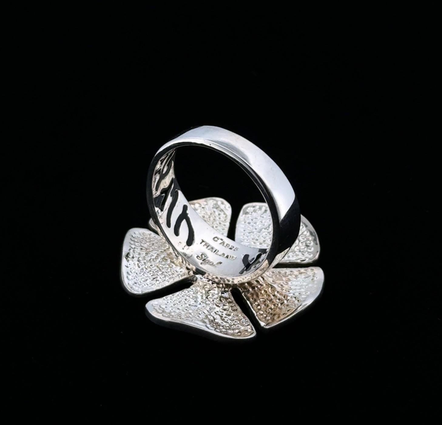 Size: 10 David Sigal 925 Sterling Silver Cream Enamel Flower CZ Ring 13.1g