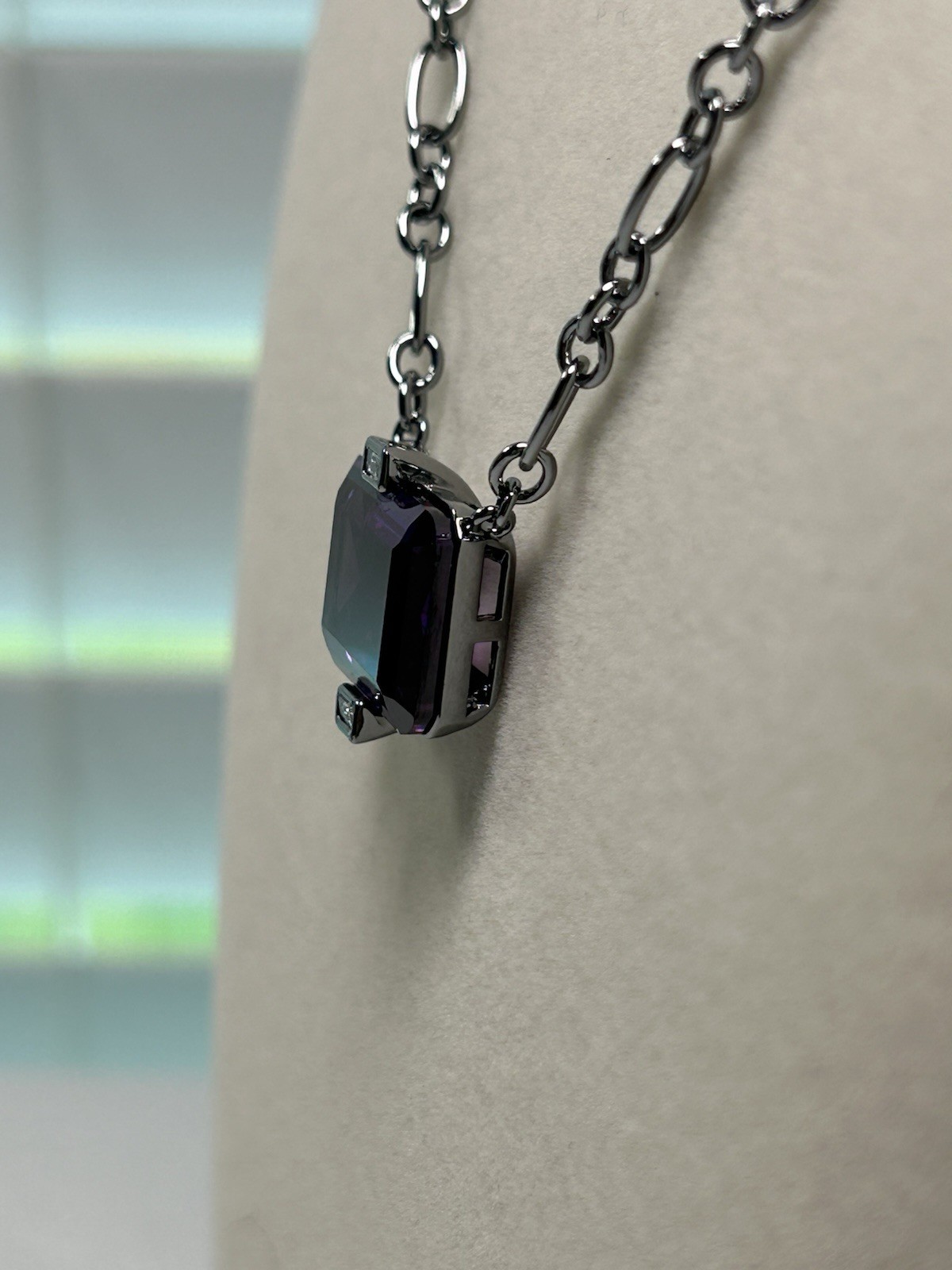 Hematite Plated Oval Link Chain Necklace LC Amethyst Pendant Adjustable