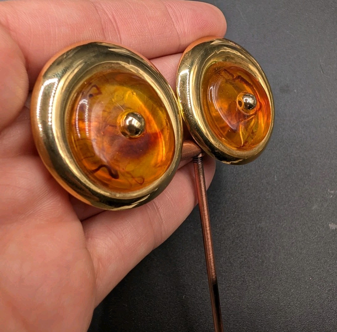 Vintage Signed Valentino Garavani Marbled Runway Bold Gold Tone Clip On Earrings