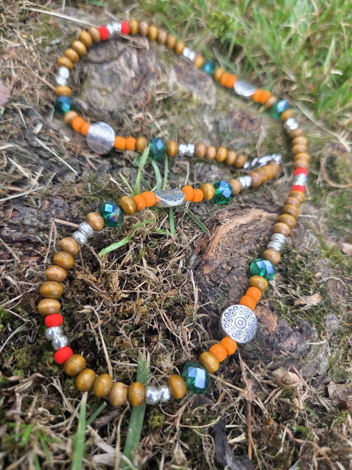 Beaded Necklace Wood Glass Beads Bohemian 18 Inches Lobster Clasp Green Red Boho