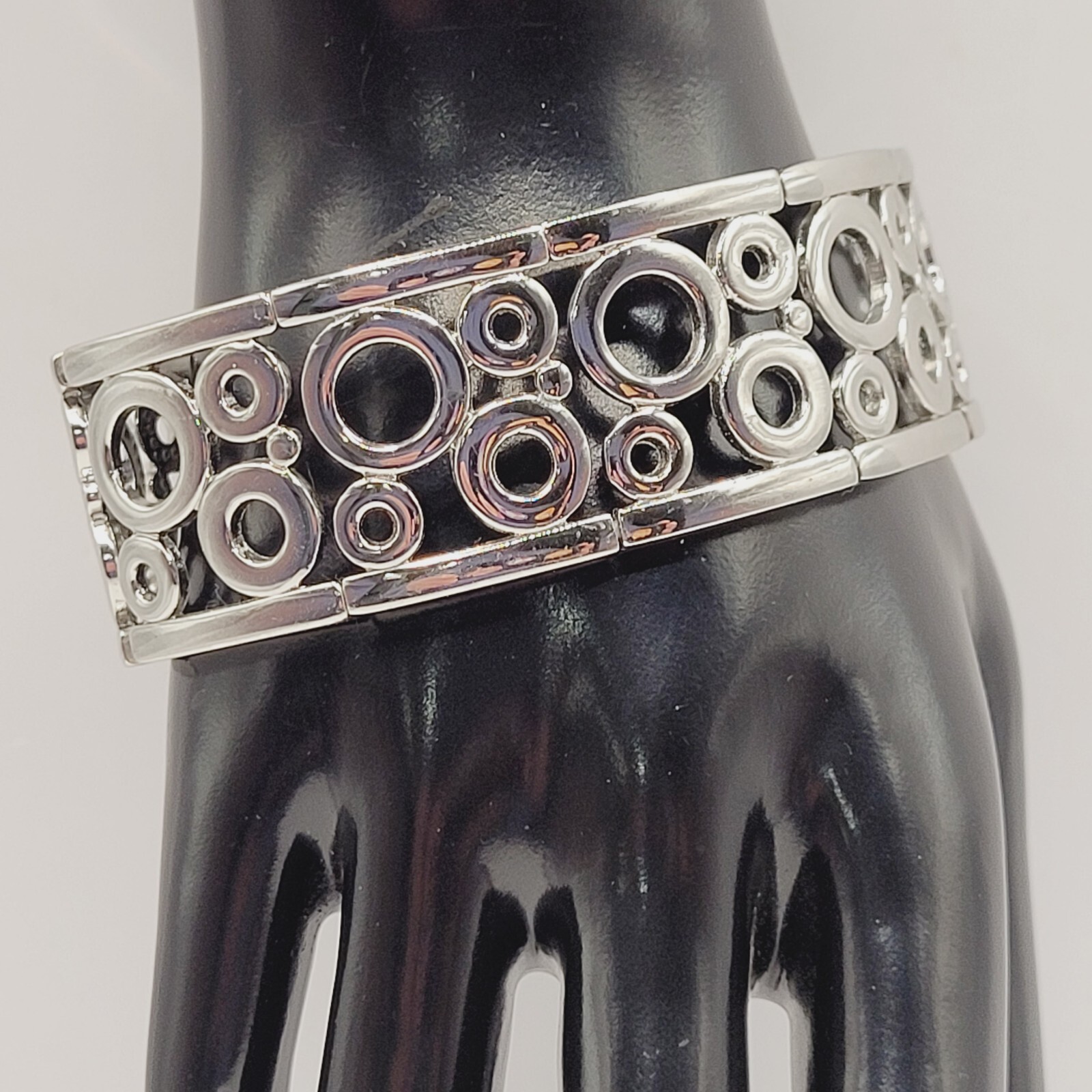 Modern Art Deco Open Circles Shiny Silver Tone Stretch Modernist Bracelet