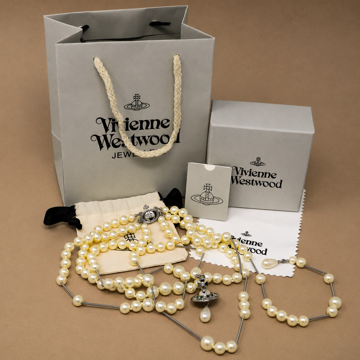 Vivienne Westwood Necklace Bas Relief Long Row Pearl 3D Silver Orb Pendant & Box