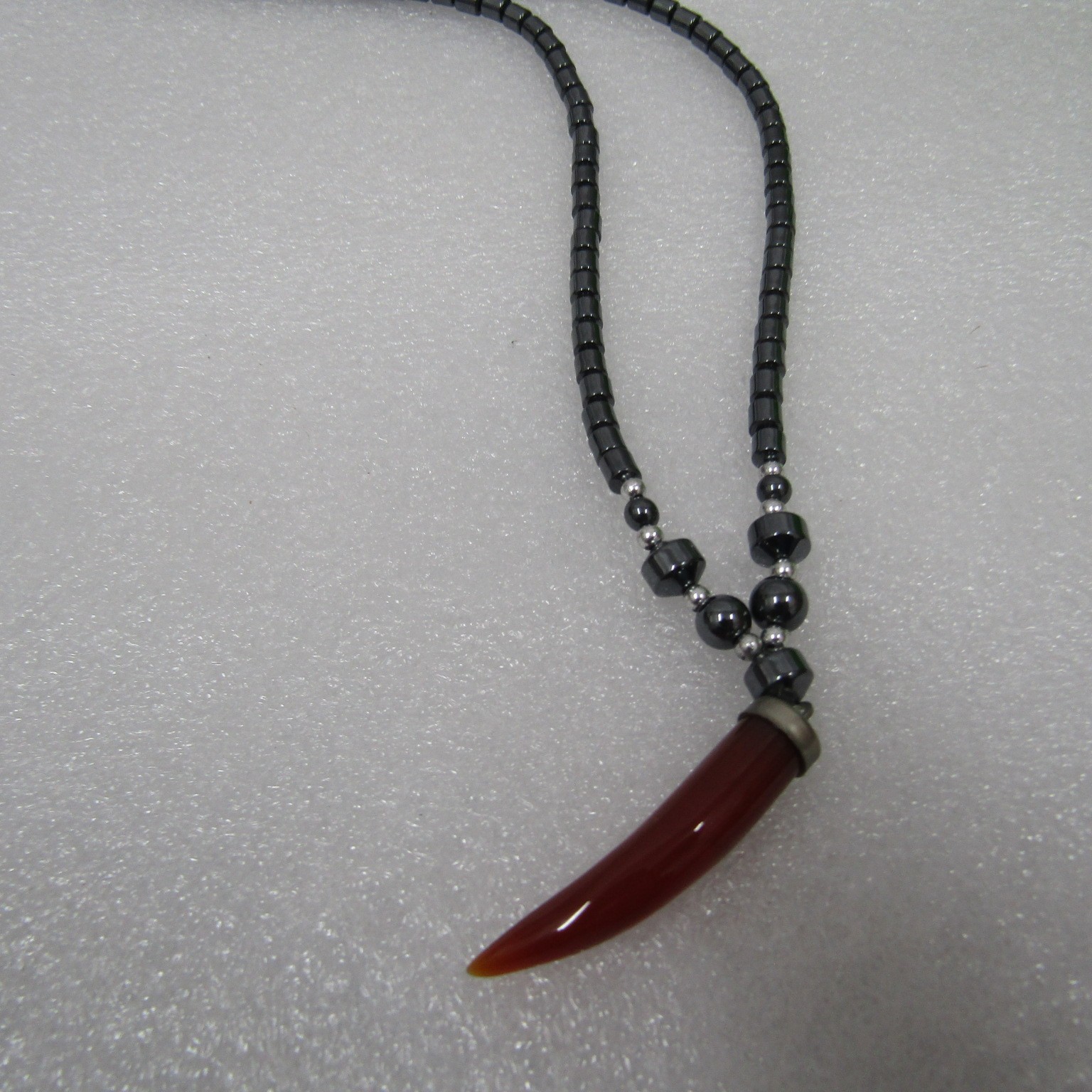 Women’s Jewelry Black Necklace Hematite Beads None Magnetic
