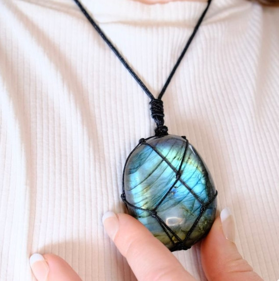 Labradorite Moonlight Amulet Pendant Women Men Necklace Blue Flash Stone Jewelry