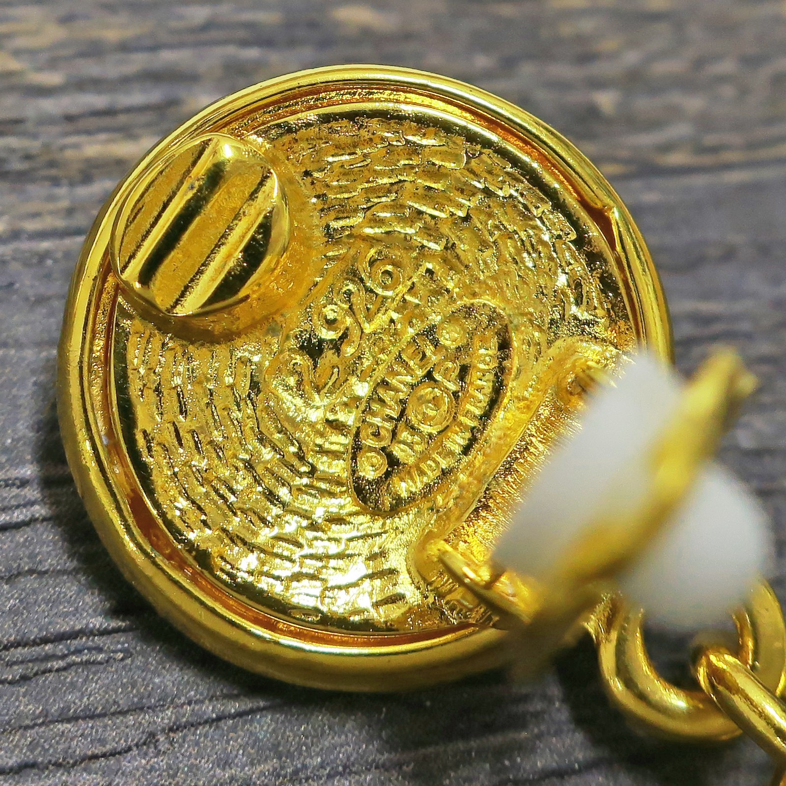 CHANEL Gold Plated CC Logos Round Swing Vintage Clip Earrings #1256c Rise-on
