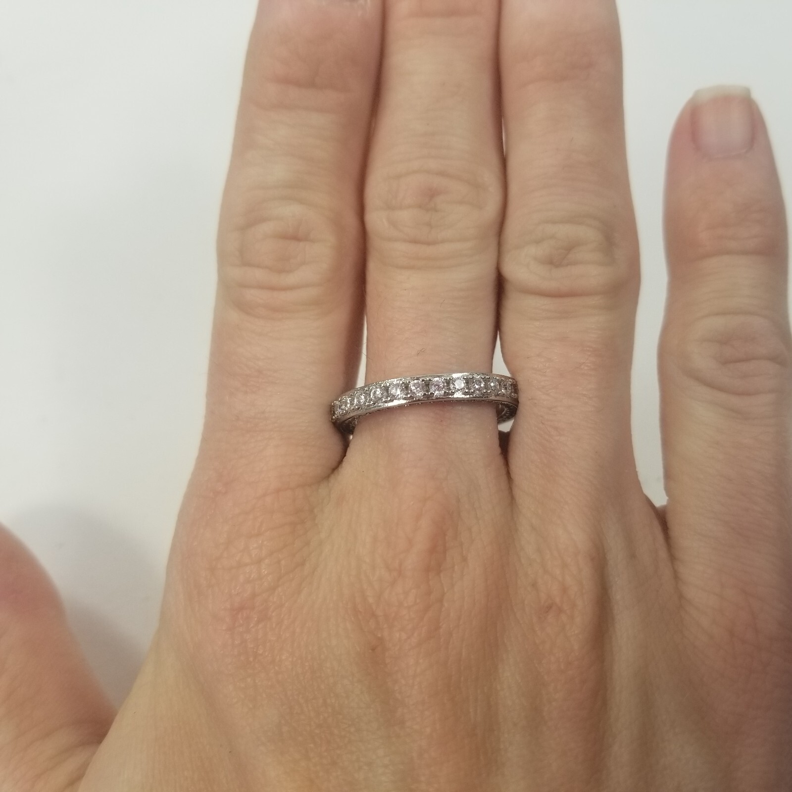 Vintage Rhinestone Womens Ring Silver Tone All Over Band Size 8.25