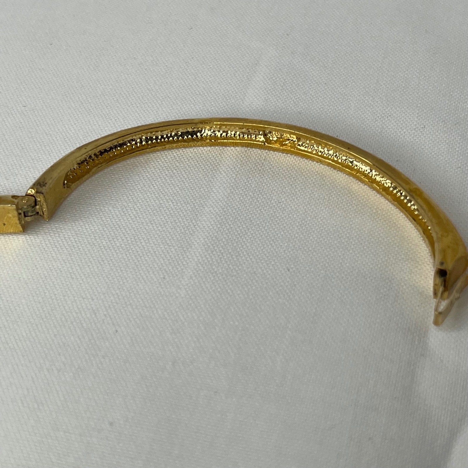 Swarovski Stone Bangle Gold Tone Pave Crystal Hinge Bracelet M 5032848 No Stamp
