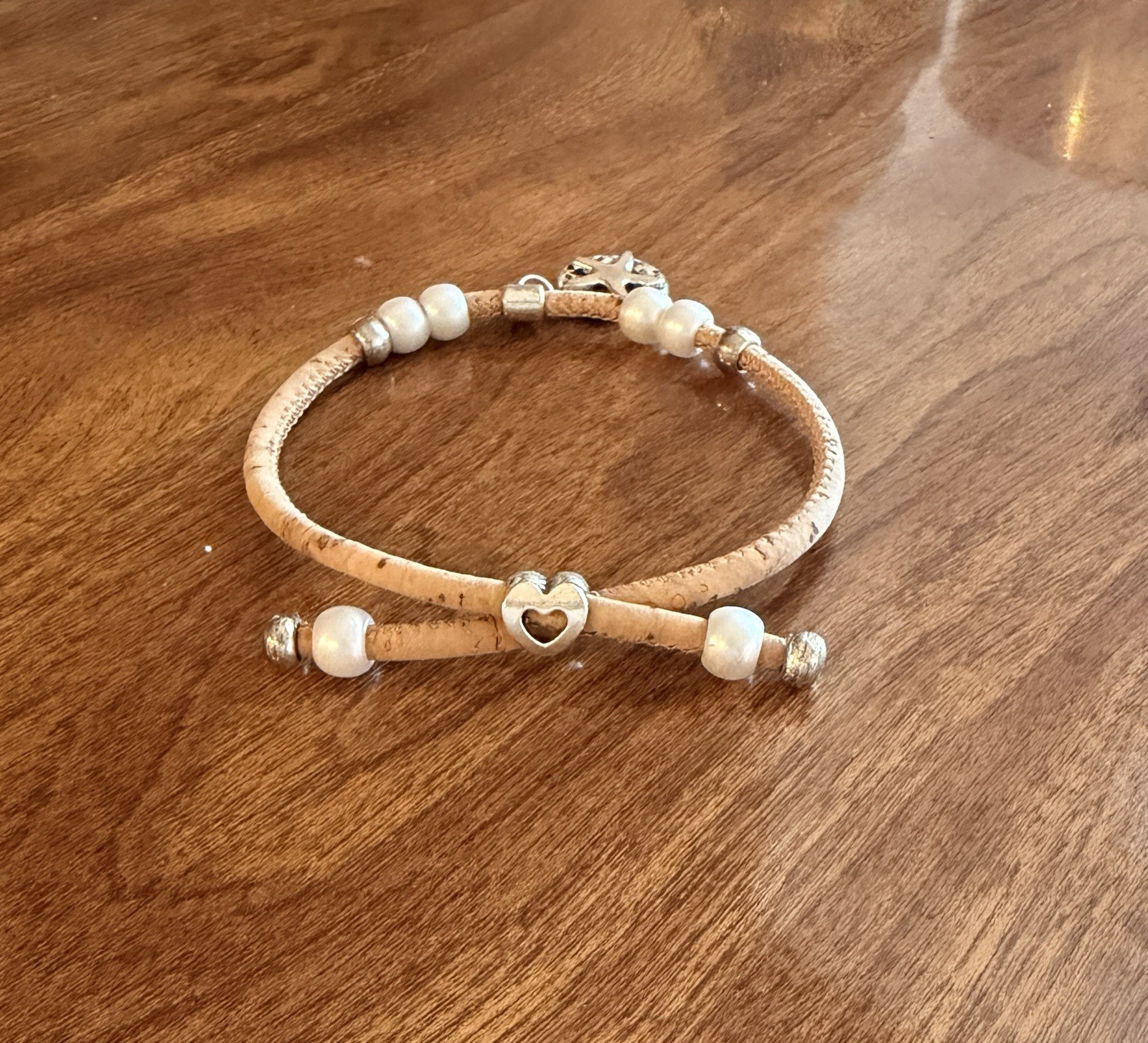 Beige & White Beaded Cord Bracelet Adjustable Slide Starfish Dangle Charm