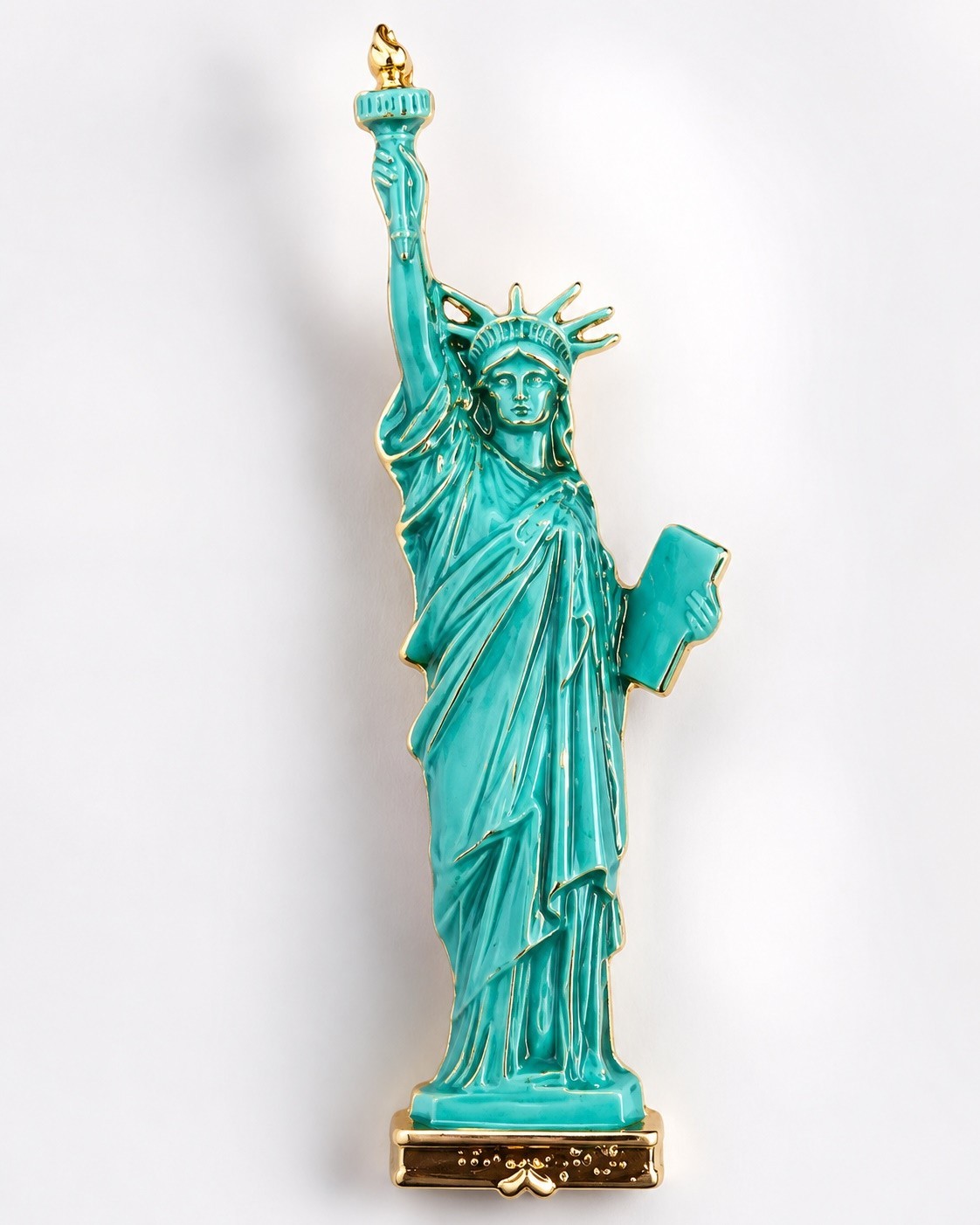 Statue of LibertyEnamel Brooch Pin Lady Liberty New York Souvenir Gift for Women