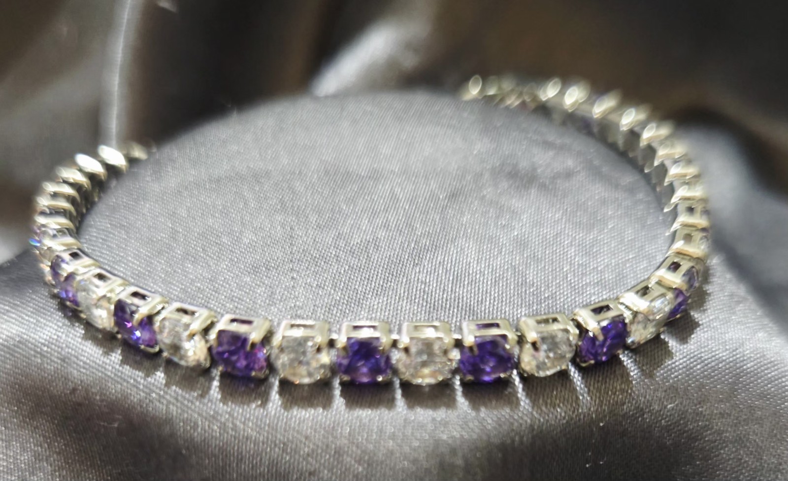Purple/Clear 18k White Gold Plated Tennis Bracelet Round Stone Chain Box Clasp