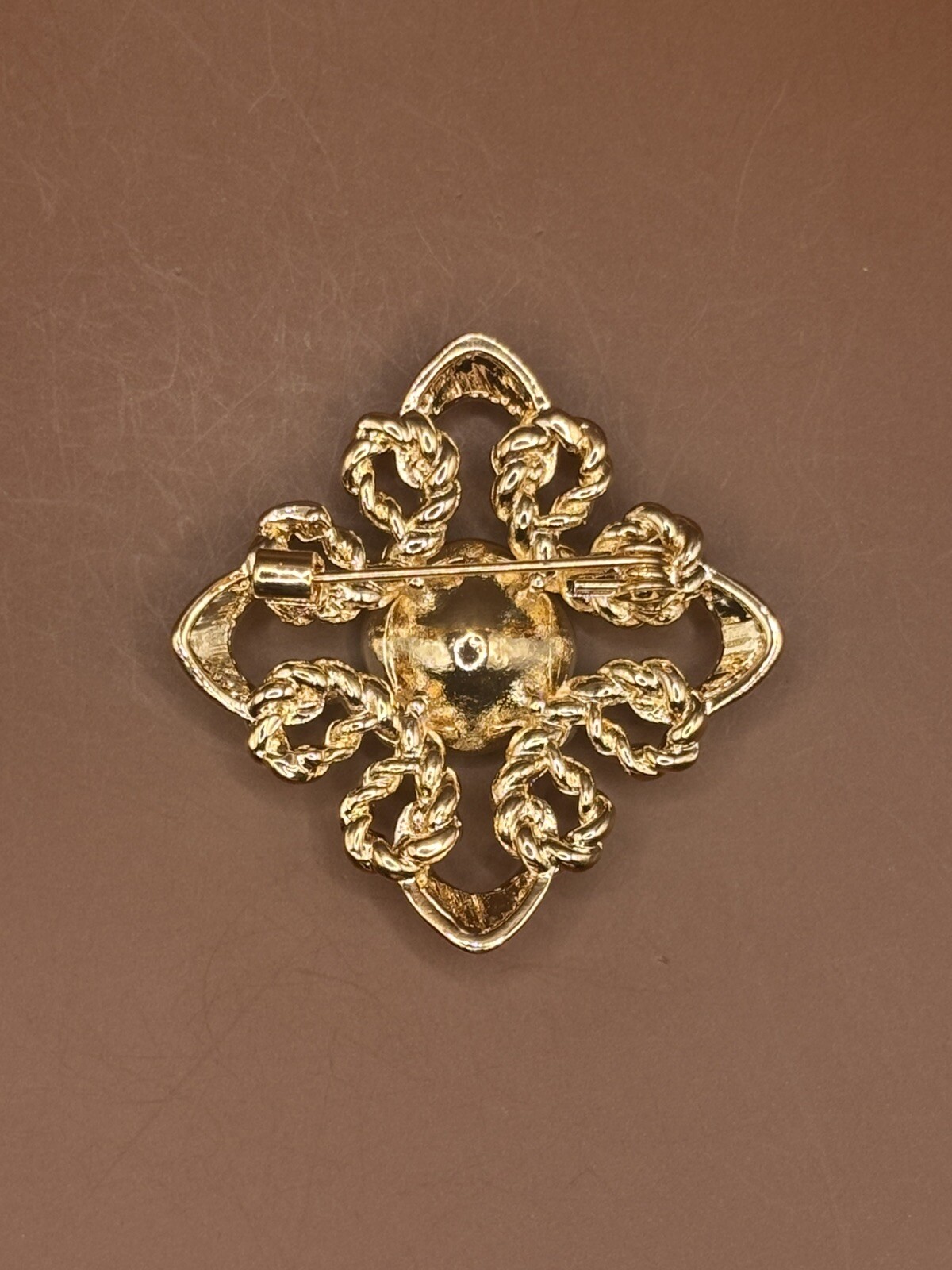 Gold Tone Elegant Minimal Rhinestone Hollow Badge Brooch Pin