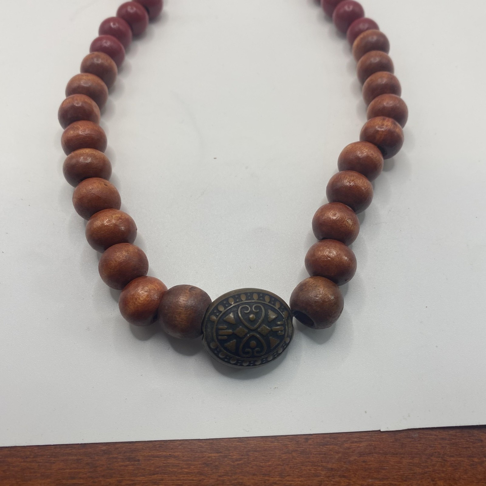Brown Red Wood Beaded Necklace Brass Oval Center 24 In Boho Womens Jewelry