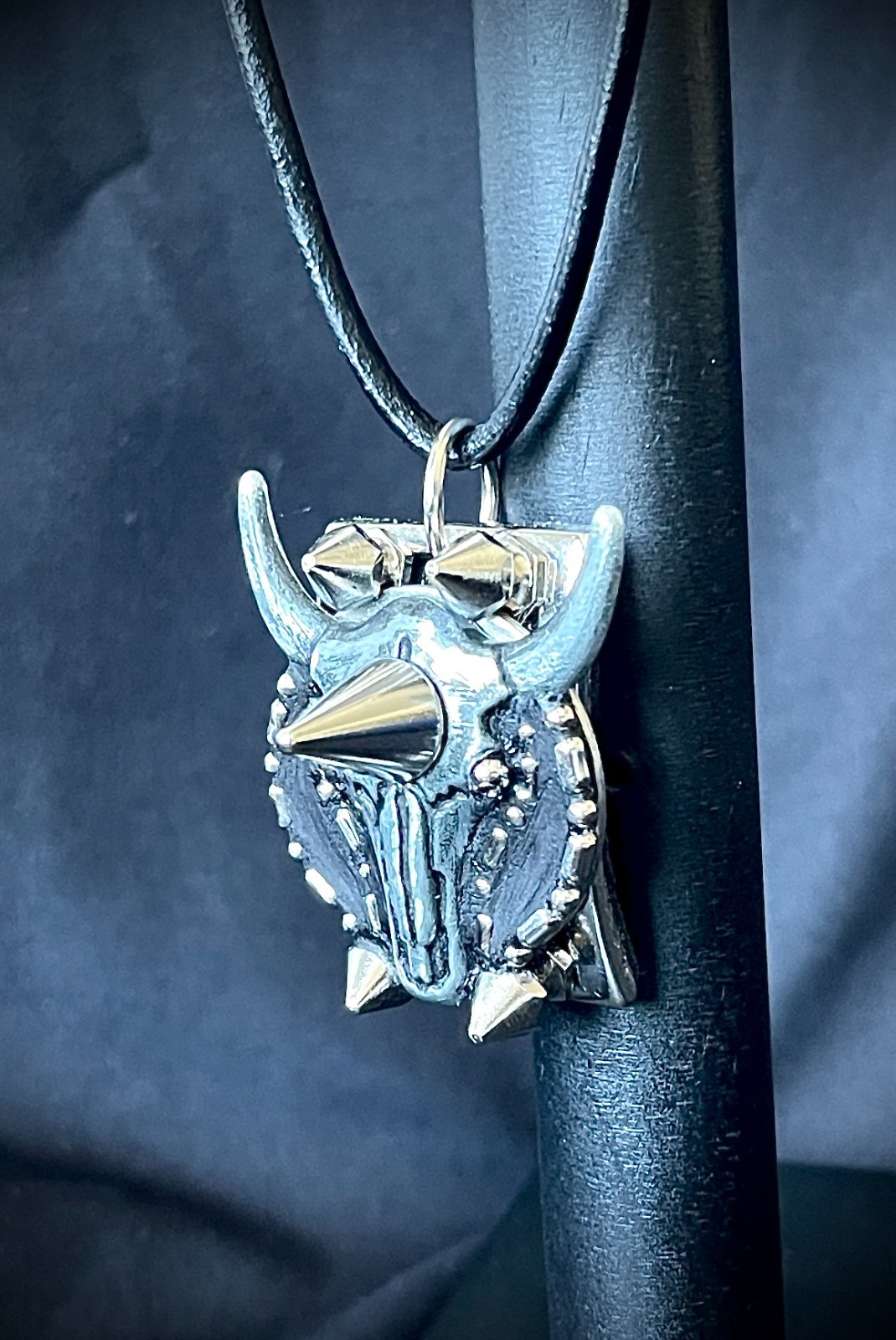 “SHADOWHORN RELIC” OOAK Pendant Necklace Ind. Gothic Steer Skull Darren McNeese