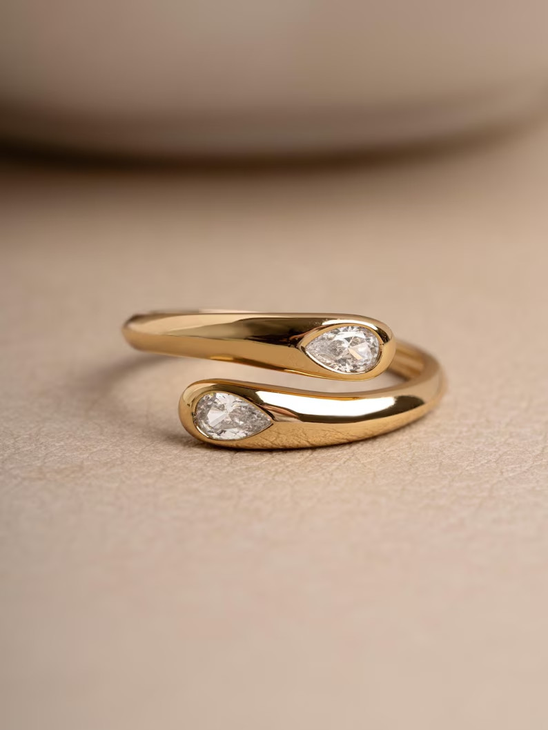 2.00 Ct Pear Cut Simulated Diamond Women’s Bypass Band Ring 14k Yellow Gold Over
