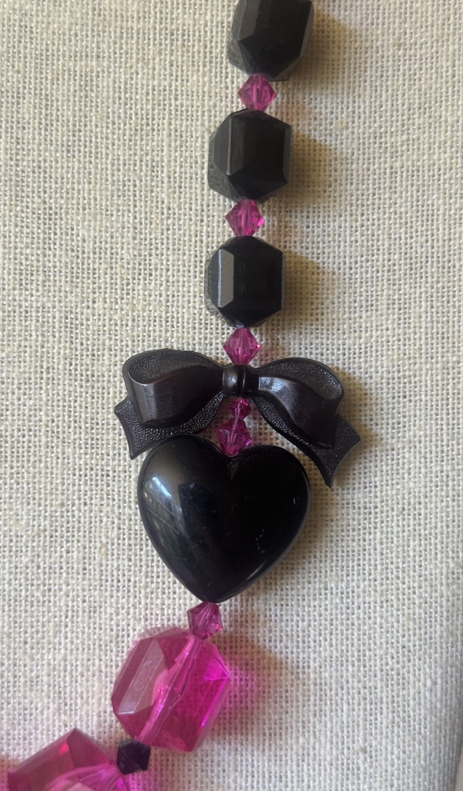 Rare Tarina Tarantino PINK & BLACK Heart Bow #11