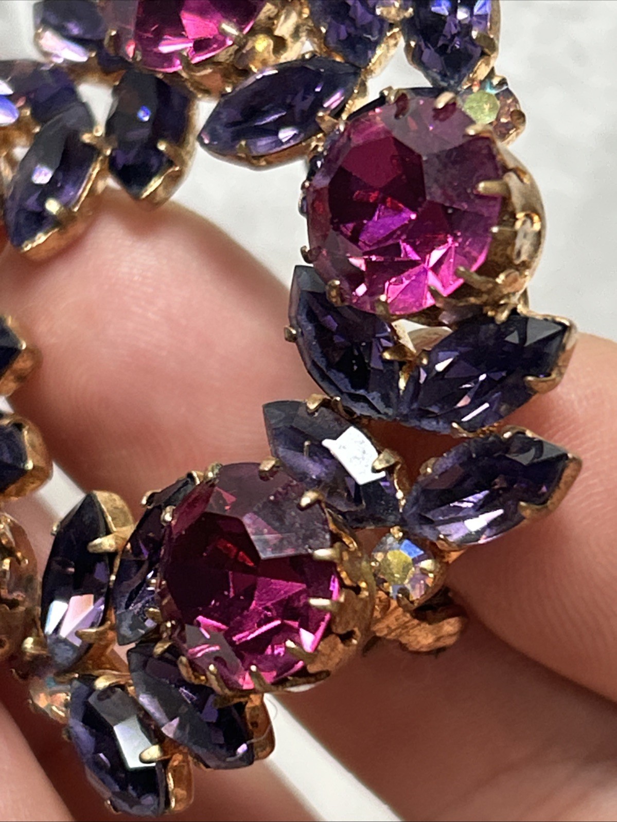 Vintage Fuchsia Purple Rhinestone Wreath Brooch Earring Set Demi Parure Unsigned
