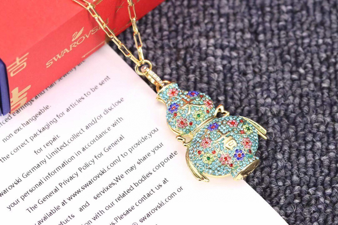 Swarovski “Great Fortune” Gourd Vase Necklace