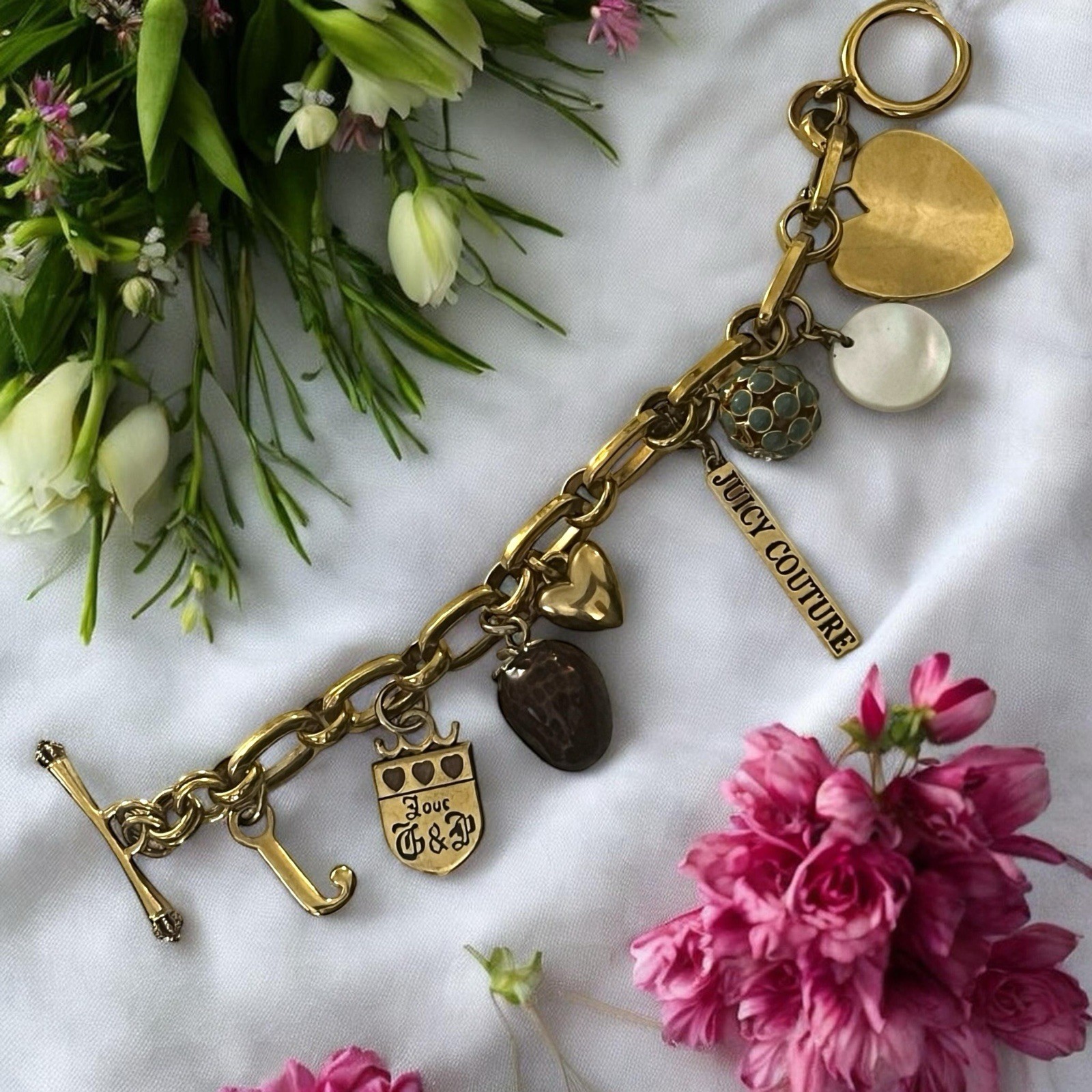Vintage JUICY COUTURE Gold-Tone Assorted Iconic Rare Charm 7.5” Bracelet 13.1g