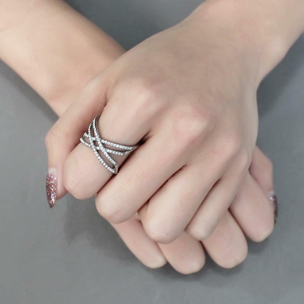 DA255 – High polished (no plating) Stainless Steel Ring with AAA Grade CZ in