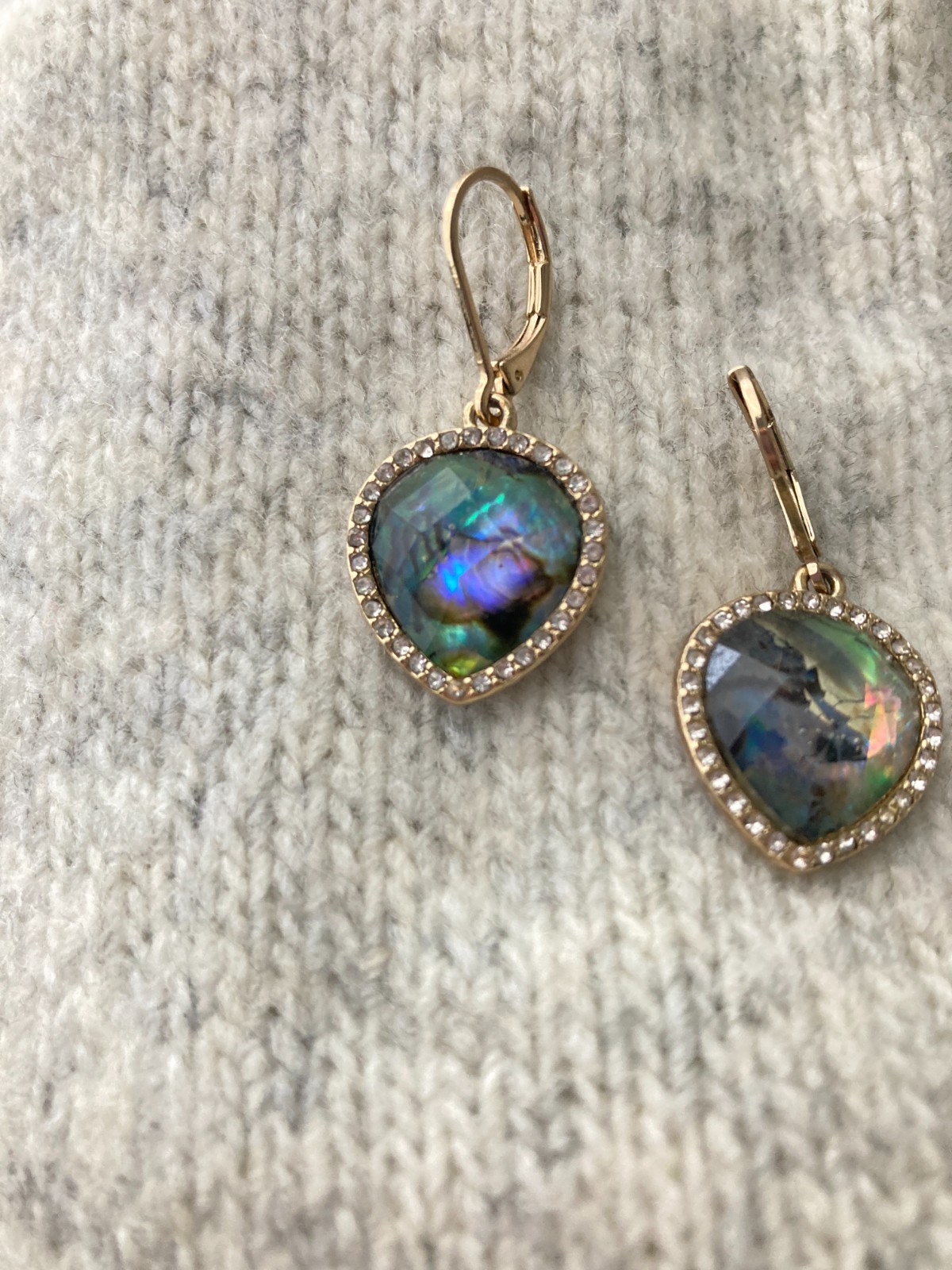 Faux Opal Pear Drop Dangle Earrings Gold Tone Iridescent Rhinestone Romantic