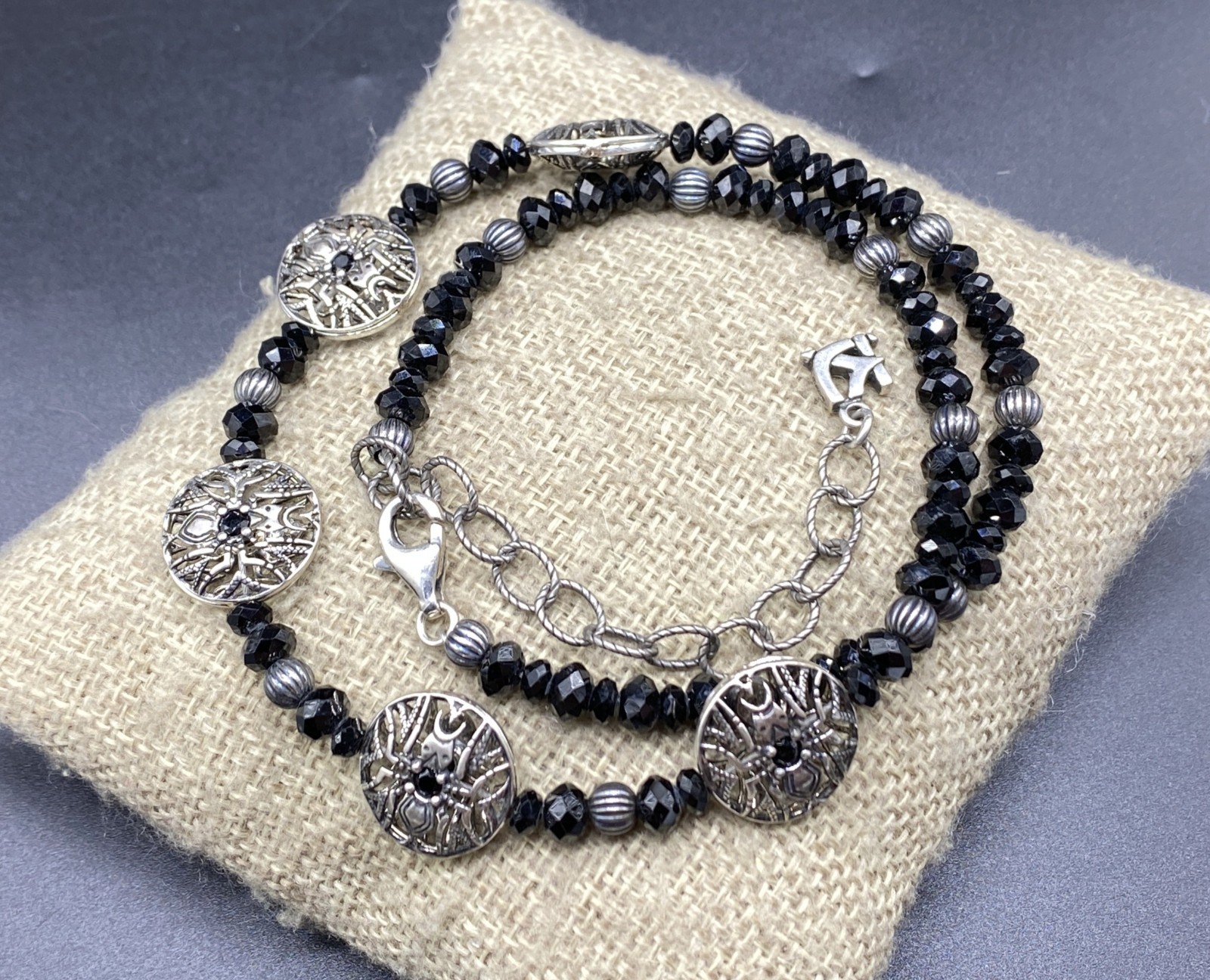 KJ, KENNETH JOHNSON, CAROLYN POLLACK-Sterling Black Spinel Open Work Necklace
