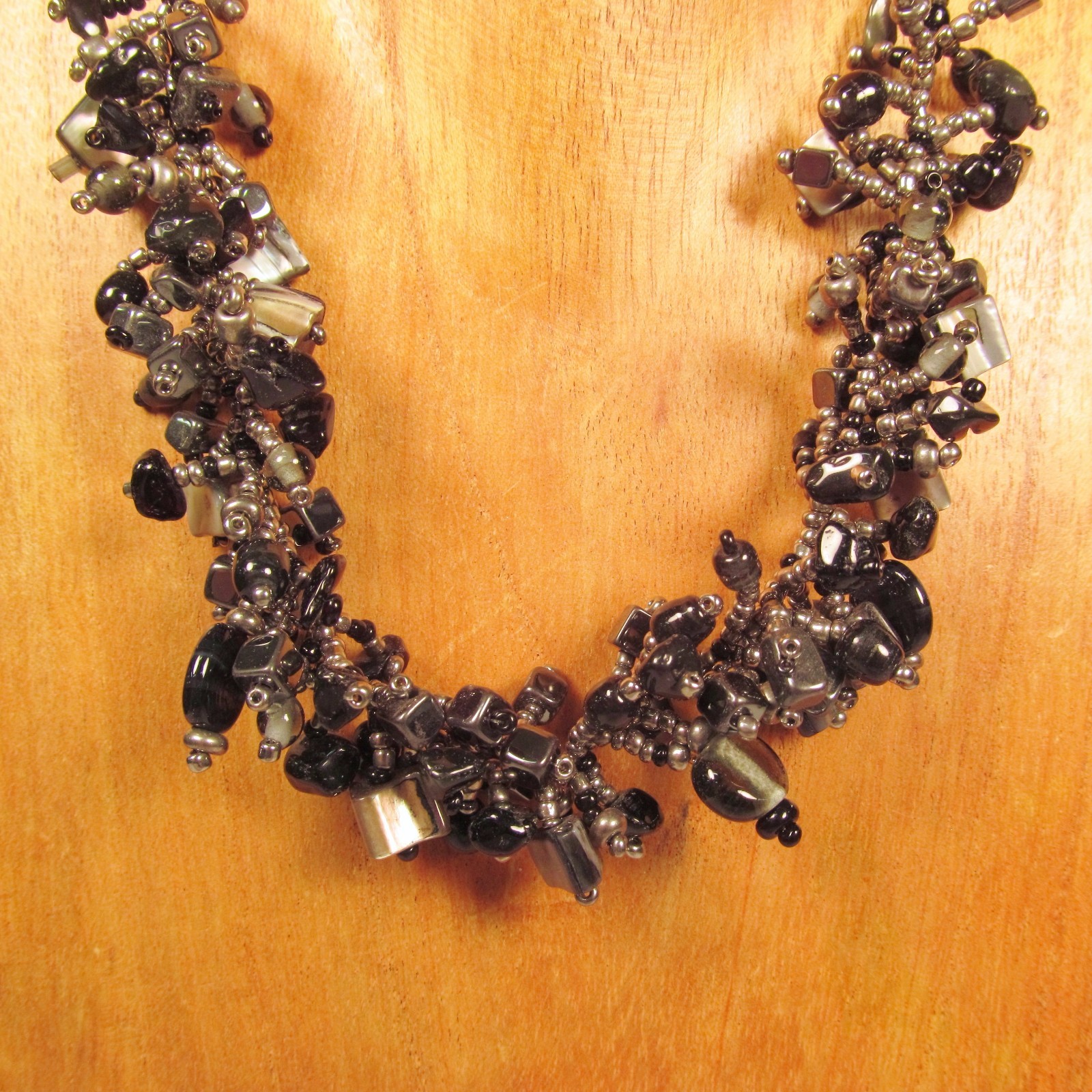 20″ Metallic Silver Stone Shell Chip Handmade Seed Bead Necklace FREE SHIPPING!