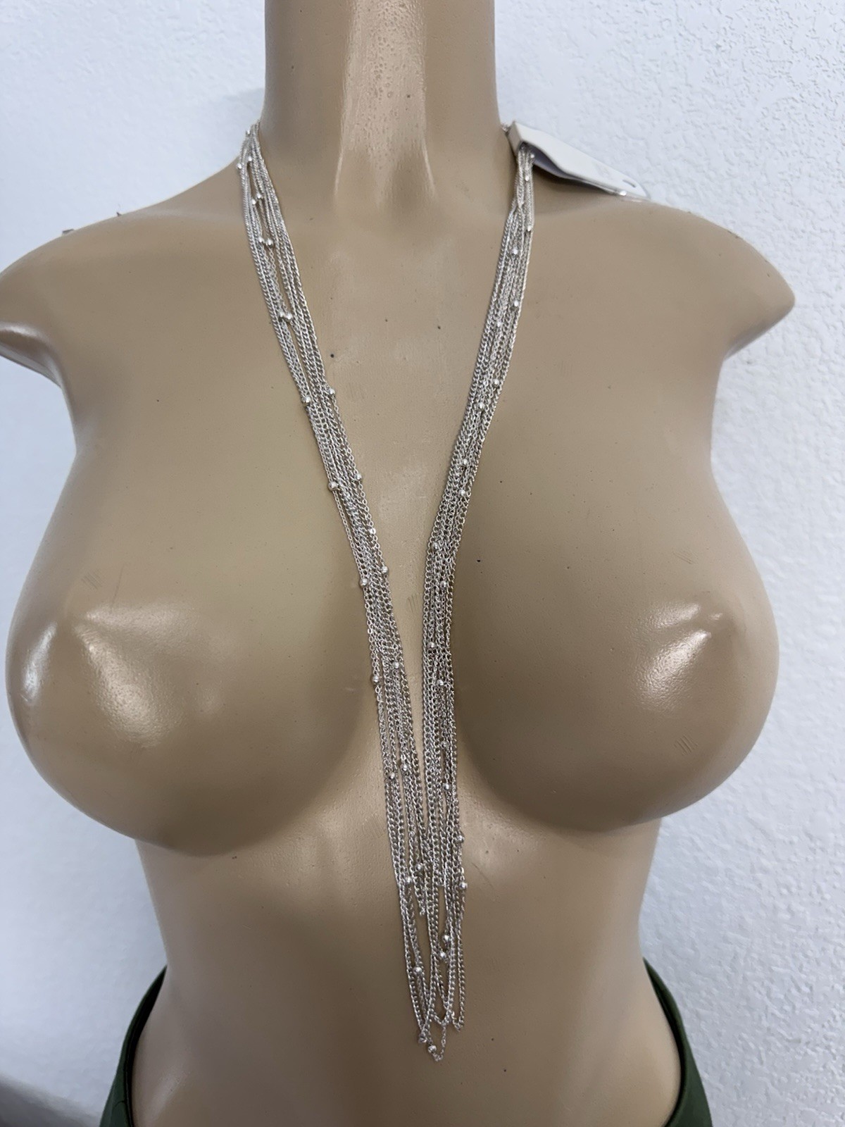 Silver multi row 6 strand necklace New Silver Tone Beautiful Any Ocasión