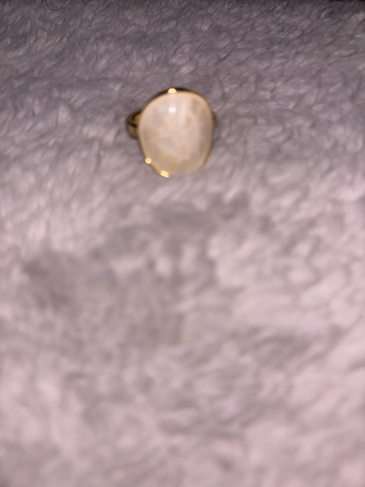 Gold Tone Cocktail Ring Oval White Opal Prong Set Size 7 Metal 1 Gemstone