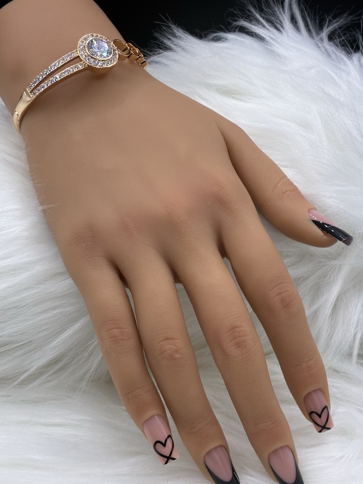 Round Centerpiece Rose Gold Bangle Fancy And Elegant Perfect For Any Occasion