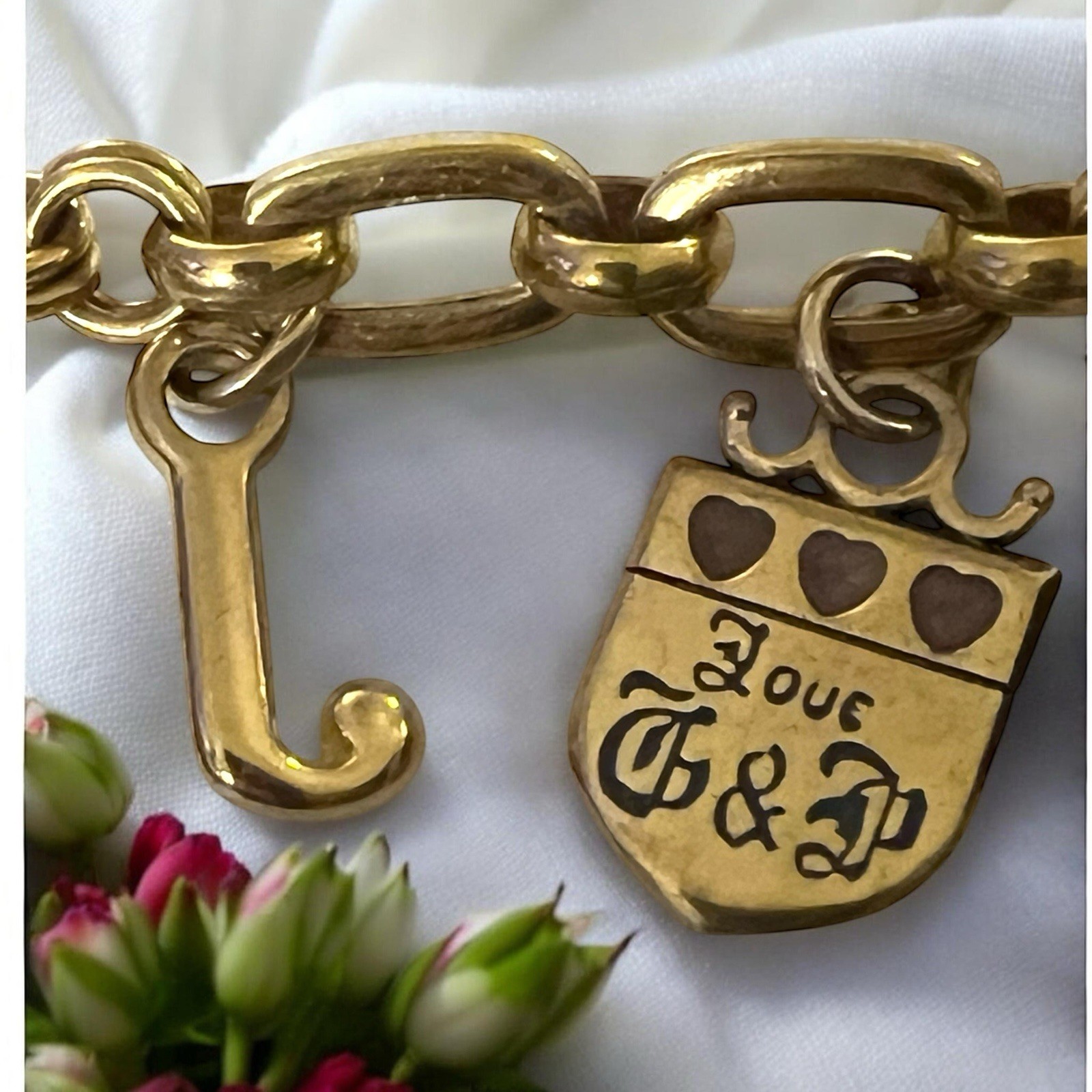 Vintage JUICY COUTURE Gold-Tone Assorted Iconic Rare Charm 7.5” Bracelet 13.1g