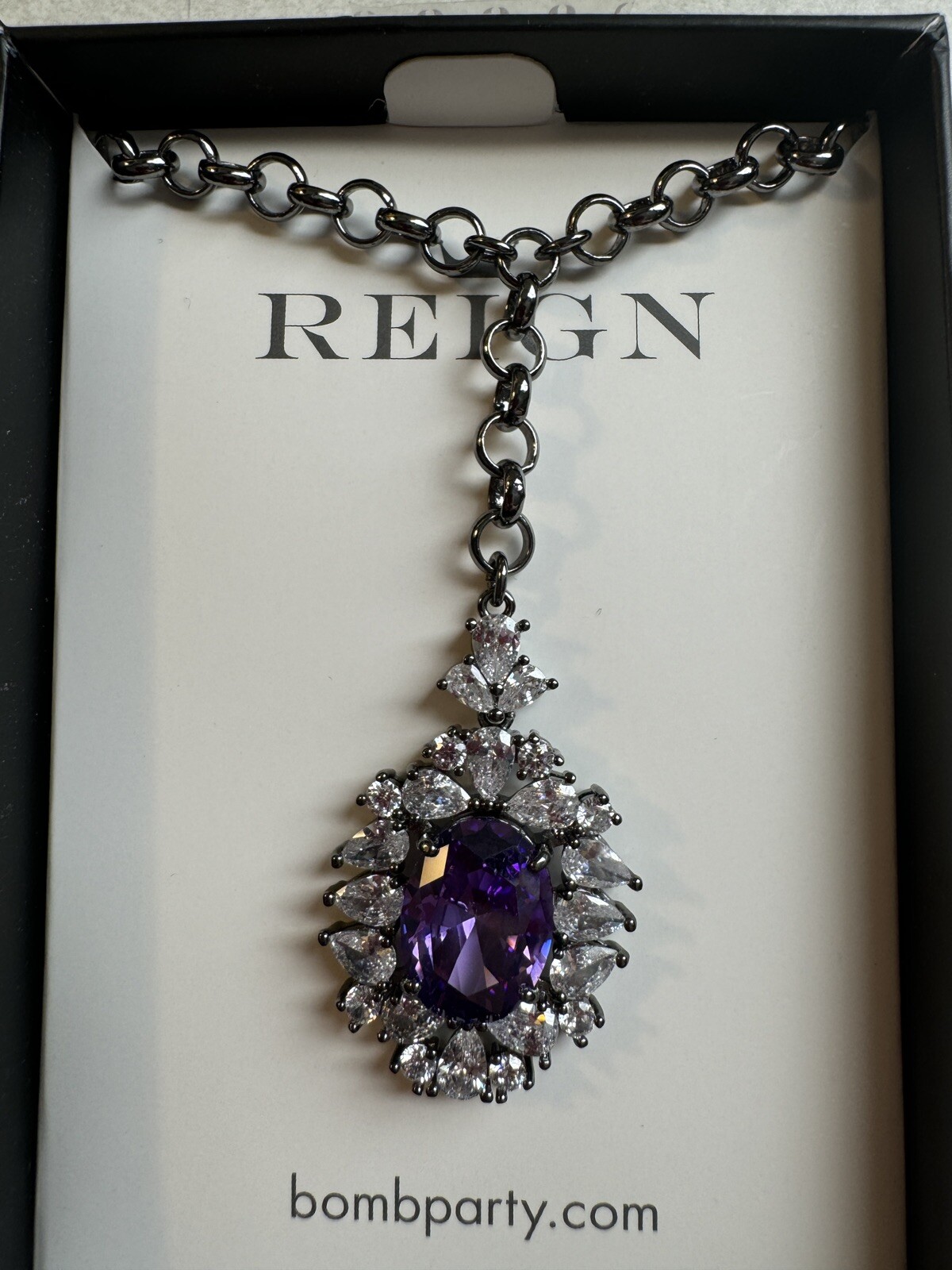 Bomb Party 2024 Reign The Villain Collection “Captivated Reign” RBP 7654