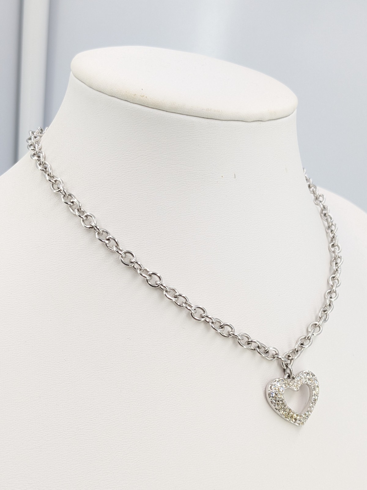 Swarovski Necklace Heart Pendant Clear Crystal Silver Tone Swan Charm 17-19 in