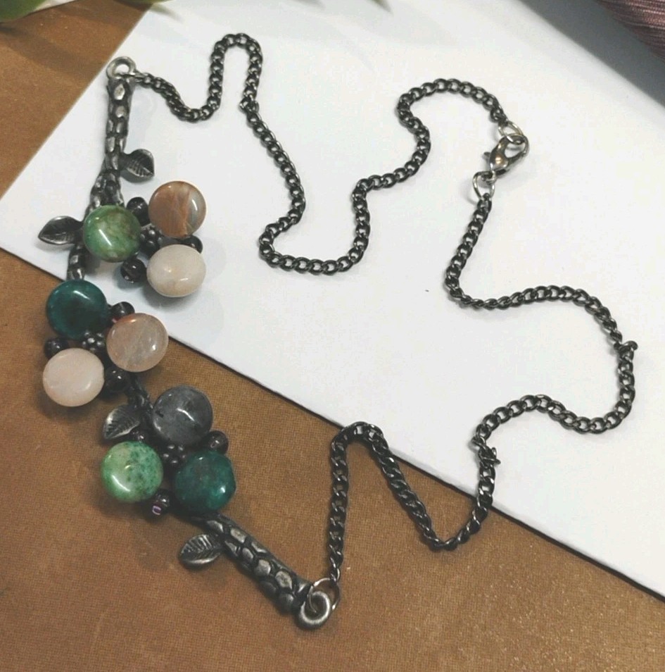 Artistic Real MIXED STONE Accents on Branch Shaped Pendant 16″ Chain Necklace!