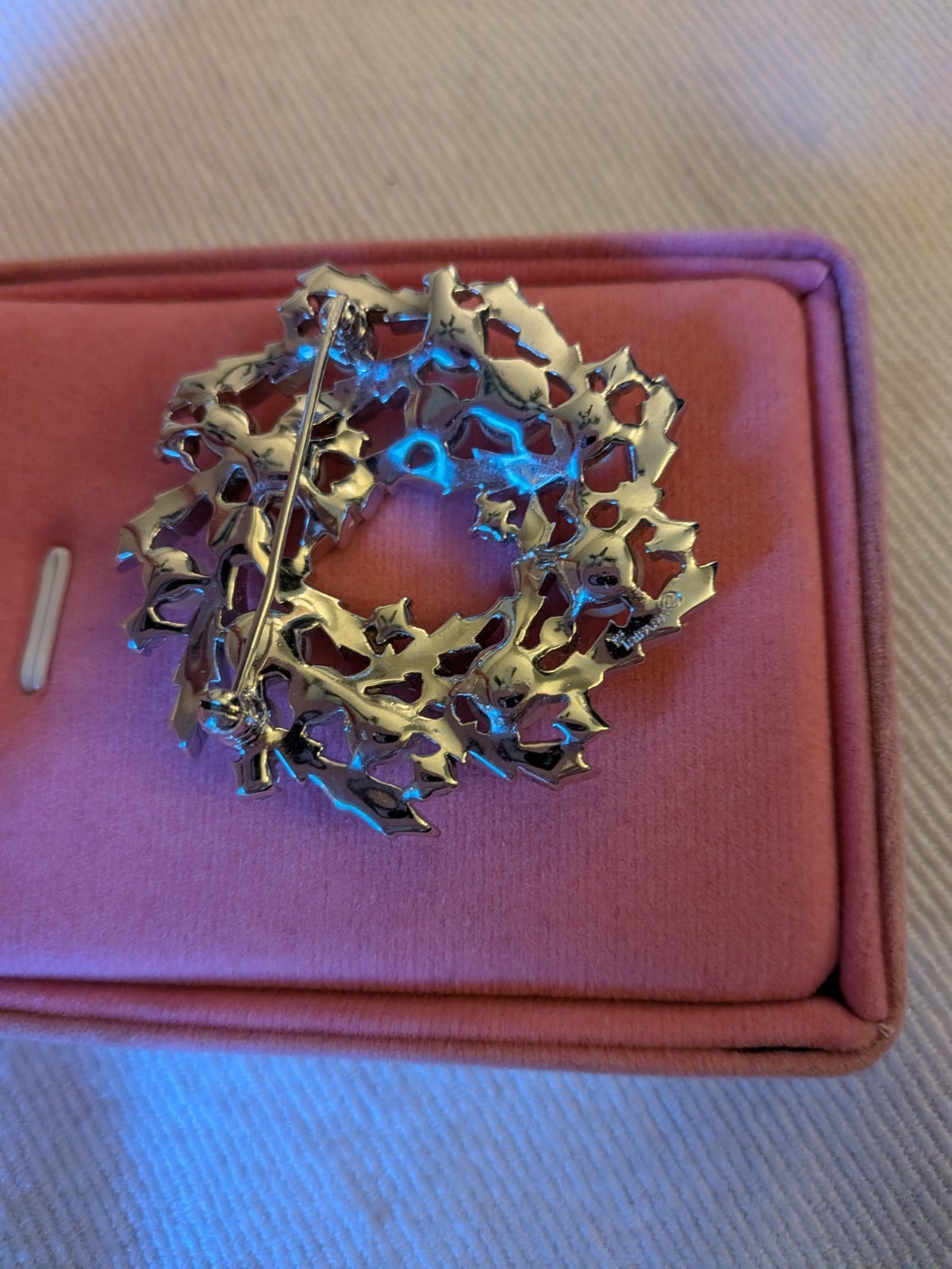 Trifari Wreath Brooch Pin Imitation Pearl Rhinestone Silver Tone 2 in