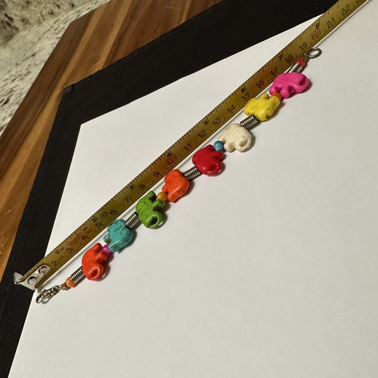 Colorful Beaded Elephant Bracelet 7 7/8 Inch Multi Color / Silver Tone