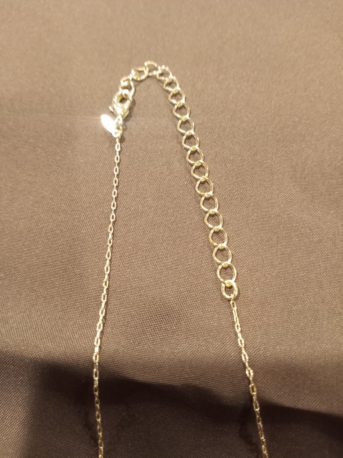Avon Minimalist Shimmering Silver Rhinestone Necklace Sight Delicate Dainty Ball