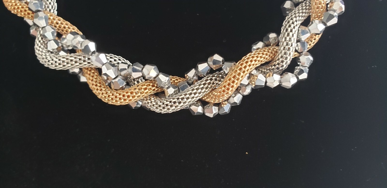 FASHION JEWELRY NECKLACE BRAIDED MULTI COLOR GOLD and SILVER TONES