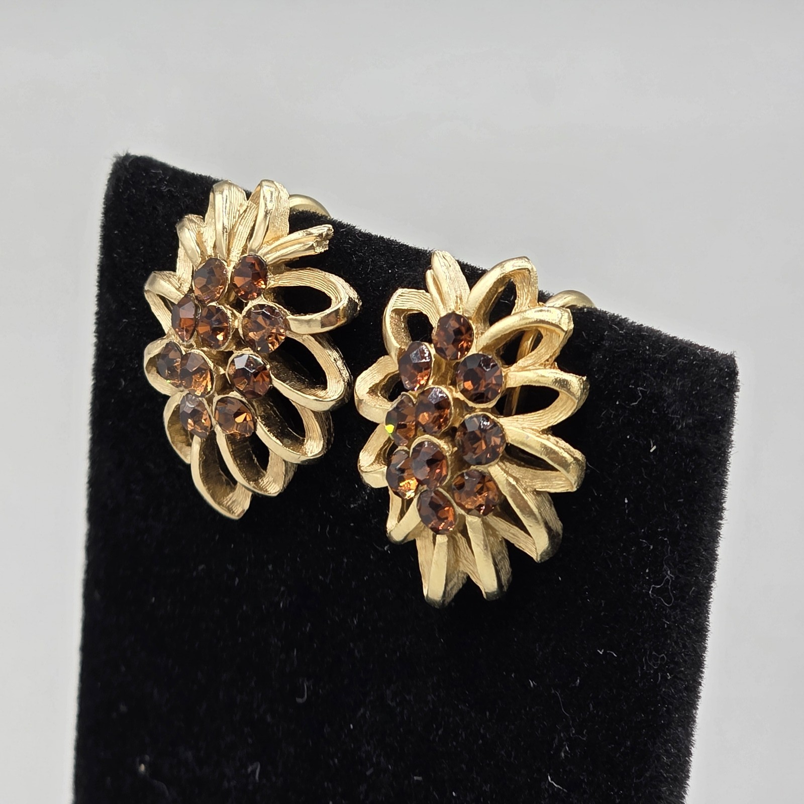 Vintage Trifari Gold Tone Floral Clip On Earrings with Brown Rhinestones