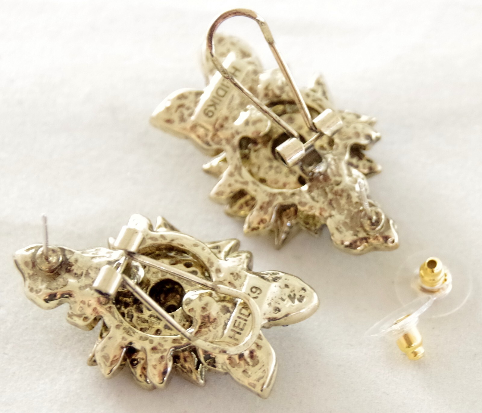 1 5/8″ DESIGNER STYLE MOODY HUES CRYSTAL RHINESTONE CABBAGE ROSE FLOWER EARRINGS