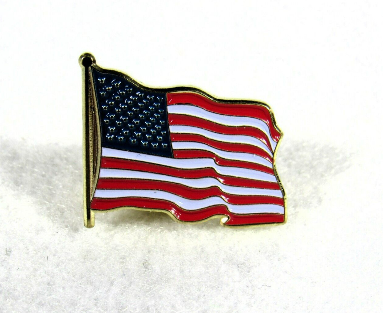 American Flag Lapel Pins Lot of 10 Patriotic USA Pins Clutch Back Hat Pin