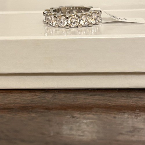 Size 8 Diamond CZ Chunky Eternity Band No Mark