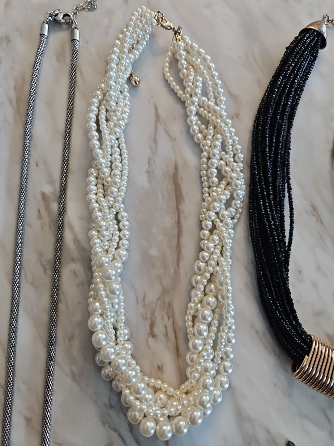 18pc Costume Necklace Lot Faux Pearls Beaded Chunky Statement Resale Branded