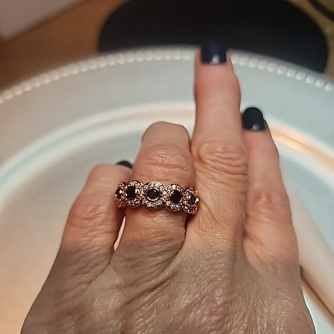 Bomb Party Size 9 Ring. RG93018. My Own Way. Black Onyx On Rose Gold Tone.